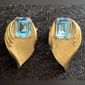 CROWN TRIFARI Vintage, Blue & Gold Leaf, Clip-On Earrings